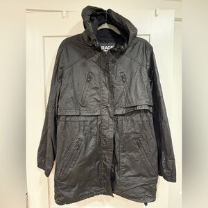 Garage- Sport Parka/ Black Rain Coat